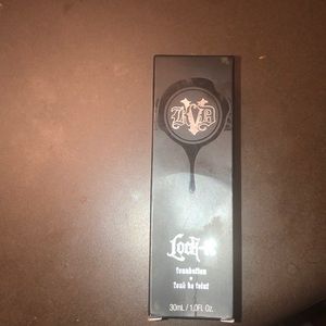 KAT von d foundation in 78 deep neutral